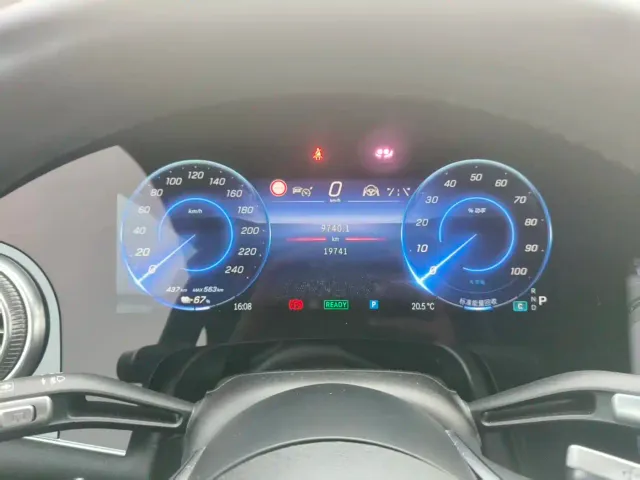 Mercedes-Benz EQS SUV — Фото автомобиля 9