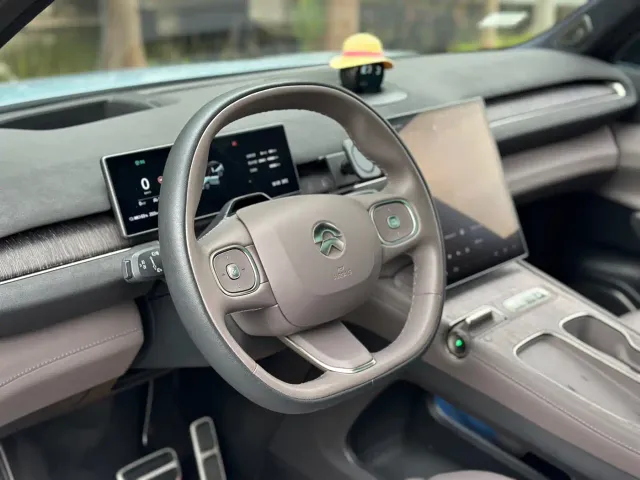 Nio ES7 — Фото автомобиля 8