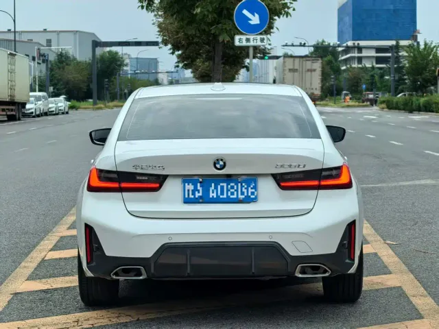 BMW 3 Series — Фото автомобиля 8