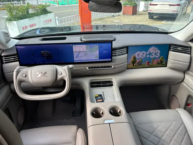 IM Motors LS9 — Фото автомобиля 10