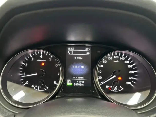 Nissan Qashqai — Фото автомобиля 16