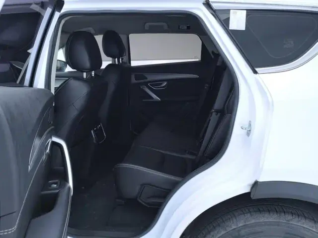Jetour X70 Plus — Фото автомобиля 11