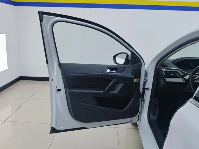 Peugeot 408 — Фото автомобиля 7