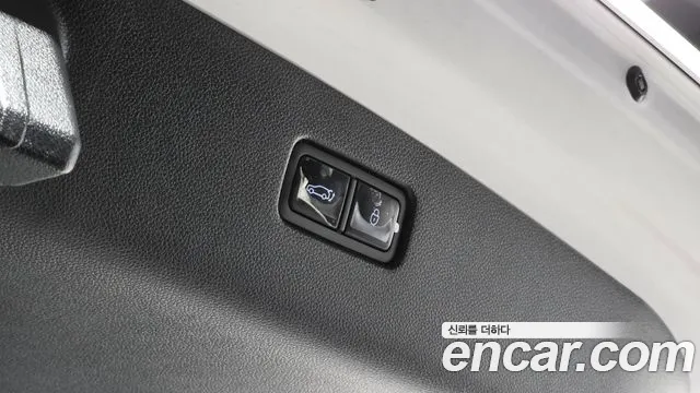 Genesis GV70 — Фото автомобиля 26