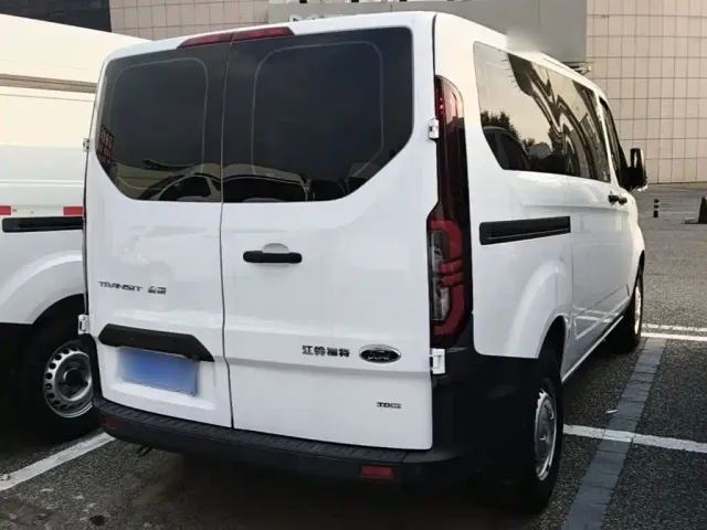 Ford Transit — Фото автомобиля 6
