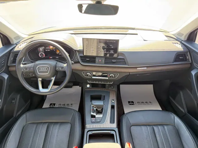 Audi Q5L — Фото автомобиля 6