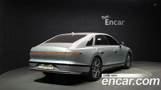 Hyundai Grandeur Grandeur (GN7) 3.5 LPG 2WD (Такси) — Фото автомобиля 2