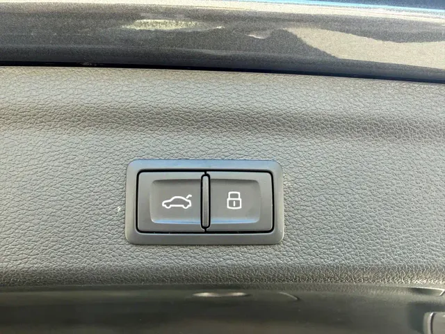 Audi Q3 — Фото автомобиля 12