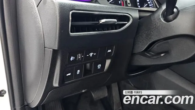 Hyundai Sonata Sonata (DN8) 2.0 LPG(Для проката) — Фото автомобиля 16