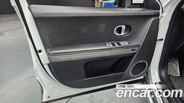 Hyundai Ioniq 5 — Фото автомобиля 24