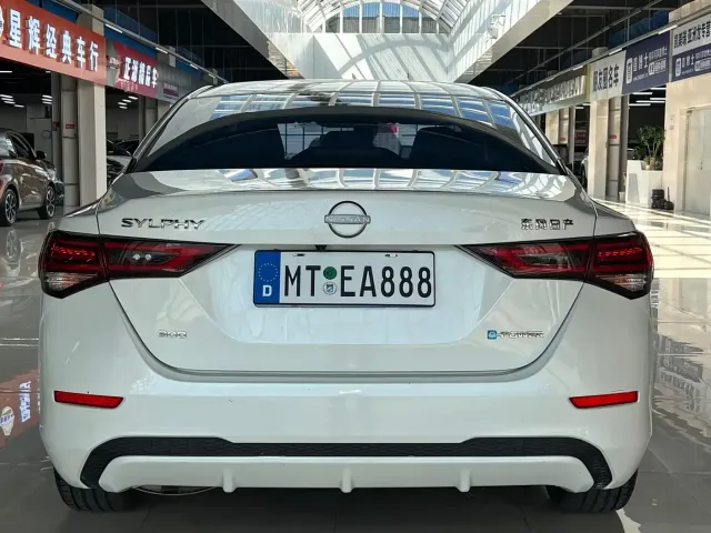 Nissan Sylphy — Фото автомобиля 8