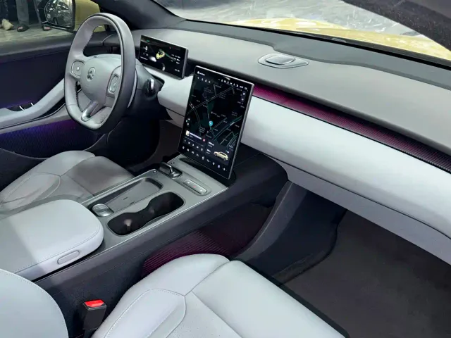 Nio ET5 Touring — Фото автомобиля 18