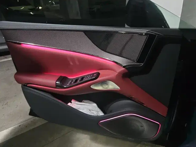 Denza Z9GT — Фото автомобиля 7