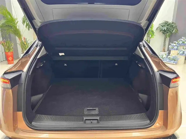 Nissan Ariya — Фото автомобиля 22