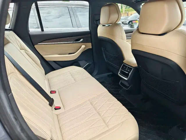 Geely Xingyue L — Фото автомобиля 10