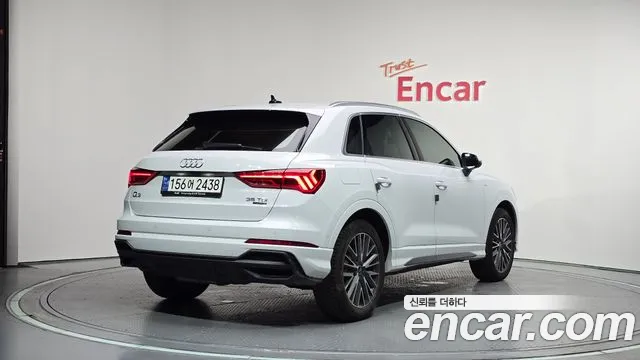 Audi Q3 35 TDI quattro Premium — Фото автомобиля 2