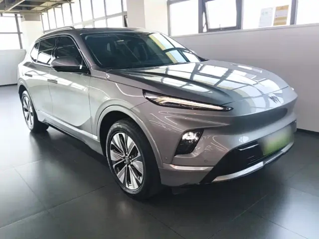 Buick E5 — Фото автомобиля 3