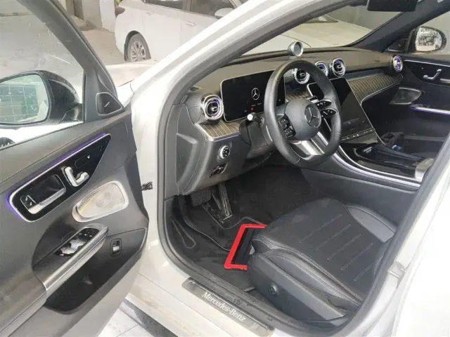 Mercedes-Benz C-Class — Фото автомобиля 15