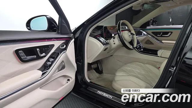 Mercedes-Benz S-Class — Фото автомобиля 10