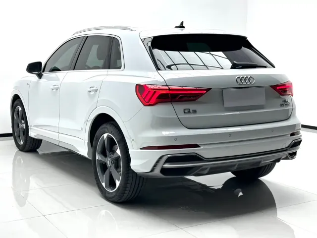 Audi Q3 — Фото автомобиля 6