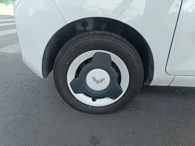 Wuling Hongguang Mini EV — Фото автомобиля 22