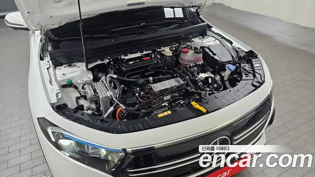 Mercedes-Benz EQB — Фото автомобиля 6