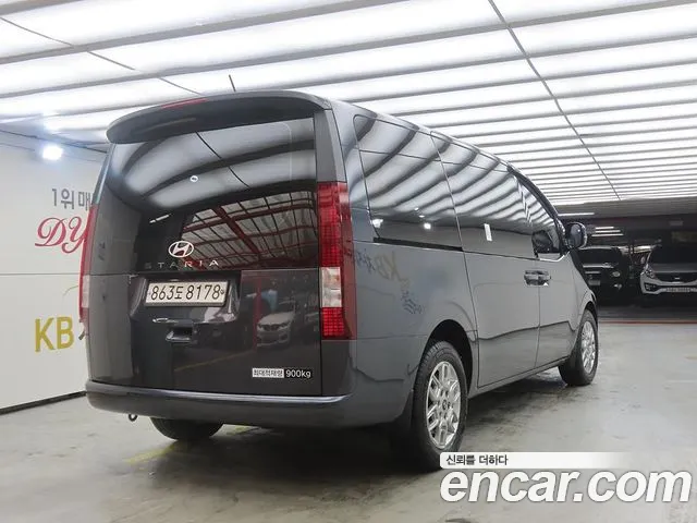 Hyundai Staria Staria — Фото автомобиля 4