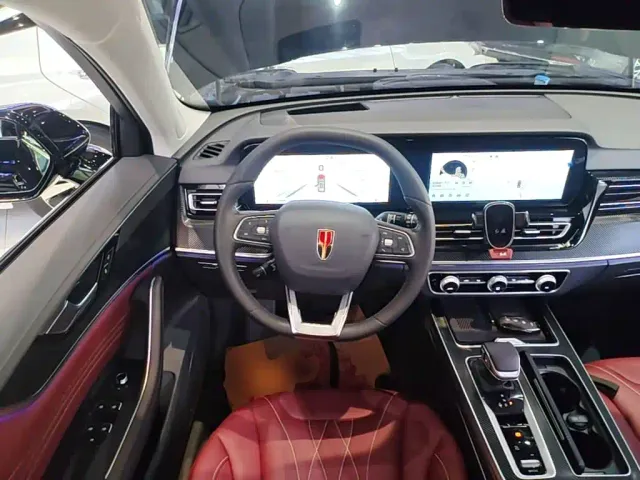Hongqi HS5 — Фото автомобиля 10