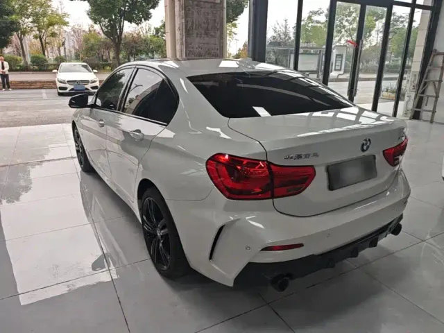 BMW 1 Series — Фото автомобиля 4