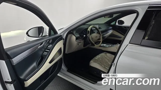 Genesis G80 RG3 — Фото автомобиля 15