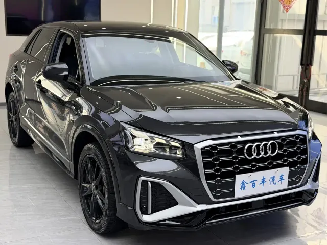 Audi Q2L — Фото автомобиля 3