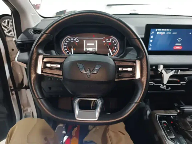 Wuling Jiachen — Фото автомобиля 10