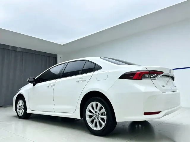 Toyota Corolla — Фото автомобиля 4