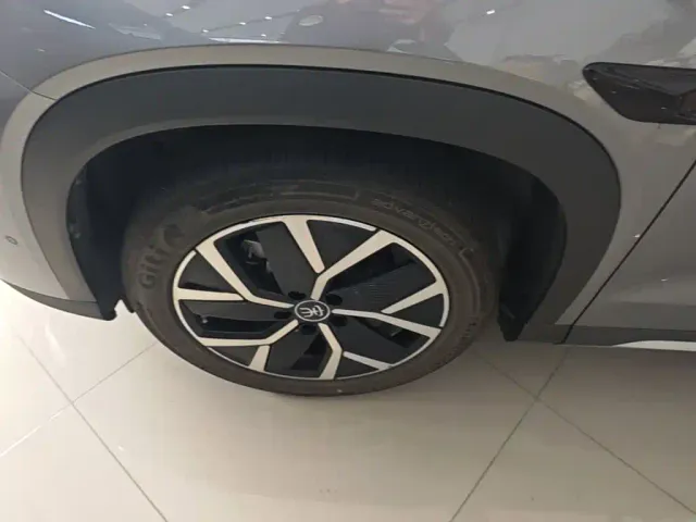 BYD Song L DM-i — Фото автомобиля 22