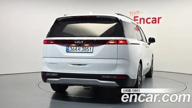 Kia Canival Carnival 4 поколение Бензин 9 мест Prestige — Фото автомобиля 4