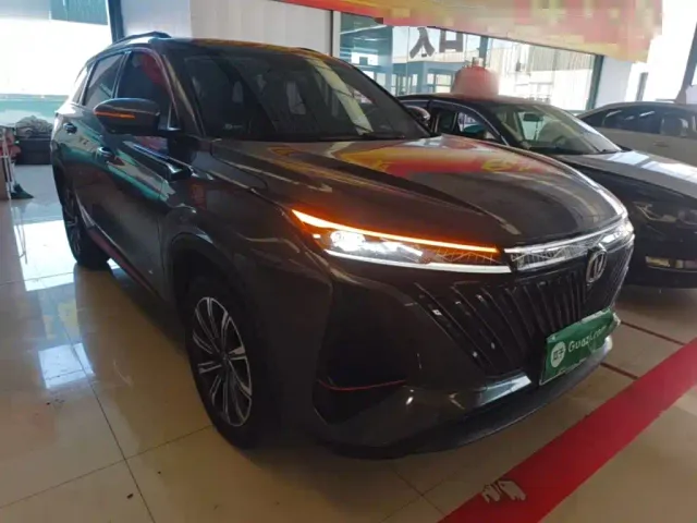 Changan CS75 Plus — Фото автомобиля 3