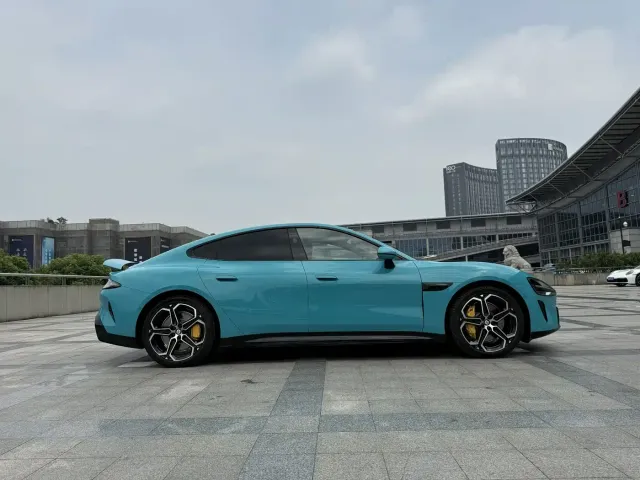 Xiaomi SU7 — Фото автомобиля 4