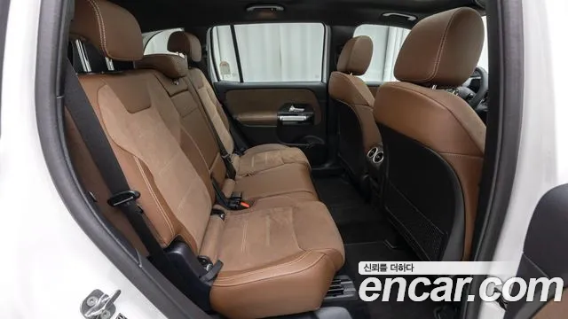 Mercedes-Benz GLB-Class — Фото автомобиля 10