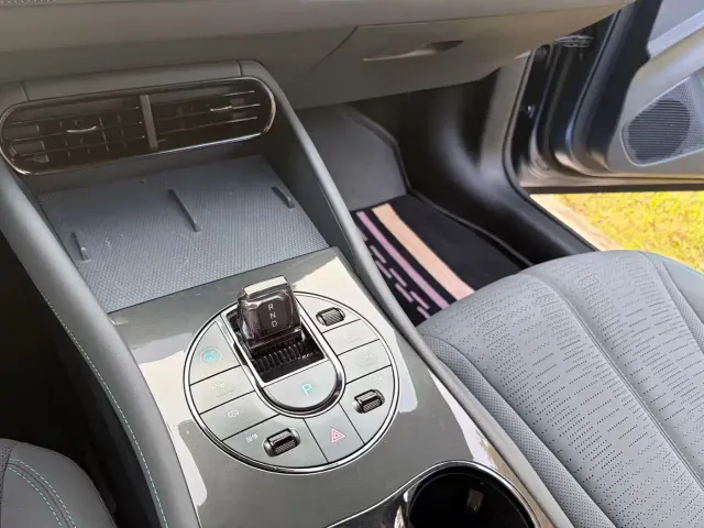BYD Seal 06 GT — Фото автомобиля 15