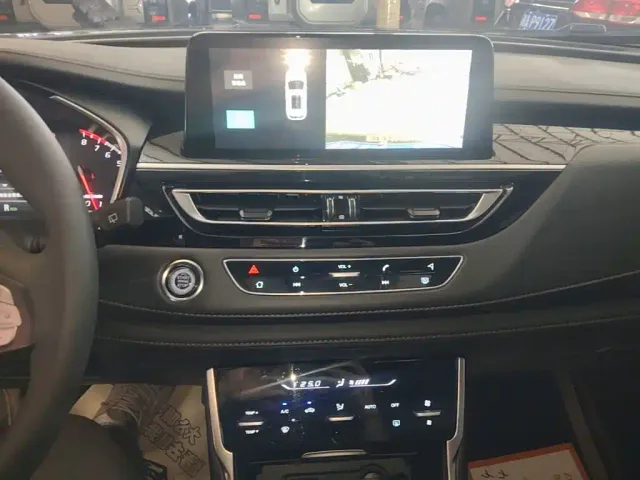 Changan CS75 — Фото автомобиля 12
