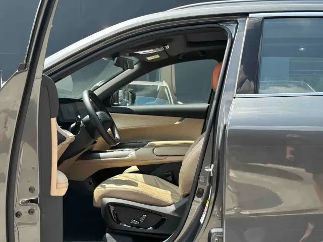 Changan CS75 Plus — Фото автомобиля 3