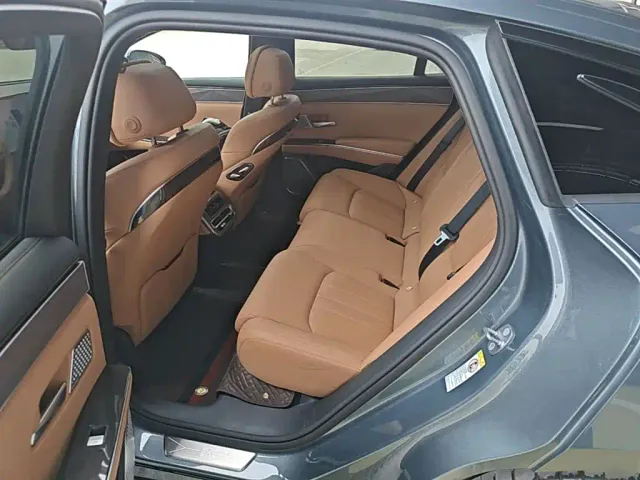 BYD Han L — Фото автомобиля 16