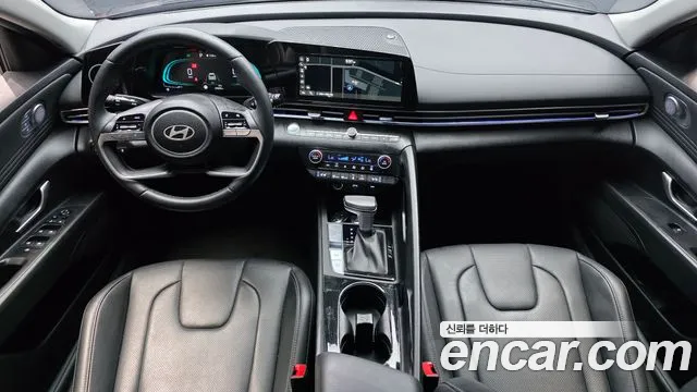 Hyundai Avante CN7 — Фото автомобиля 10