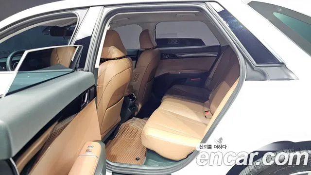 Hyundai Grandeur GN7 — Фото автомобиля 18