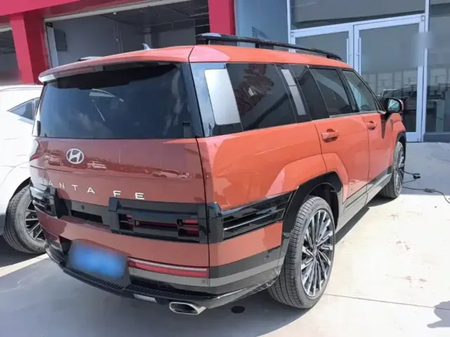 Hyundai Santa Fe — Фото автомобиля 4