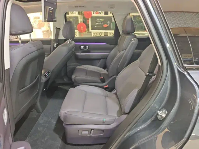 Leapmotor C16 — Фото автомобиля 16