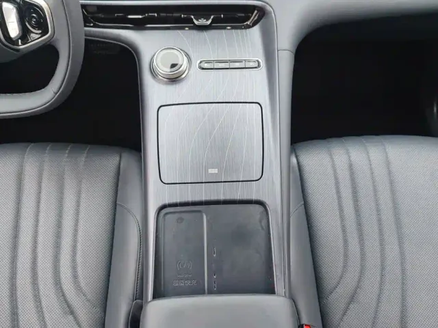 Geely Galaxy E5 — Фото автомобиля 16