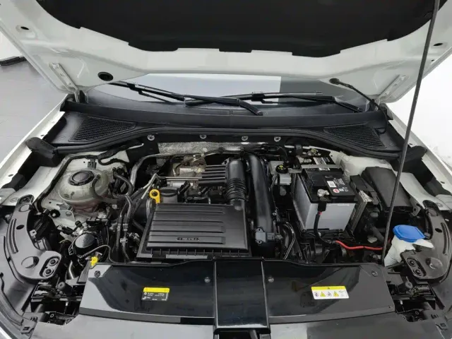 Volkswagen Volkswagen T-ROC 2022 280TSI DSG 2WD Comfort PLUS — Фото автомобиля 6