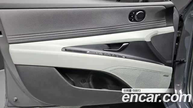 Hyundai Avante CN7 — Фото автомобиля 13
