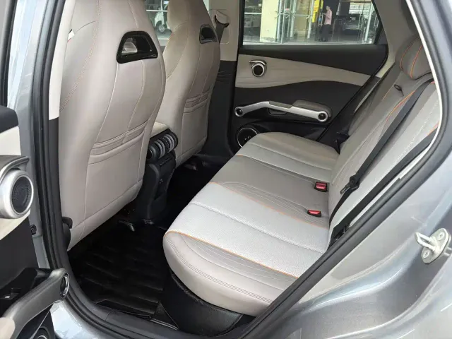 BYD Yuan PLUS — Фото автомобиля 8